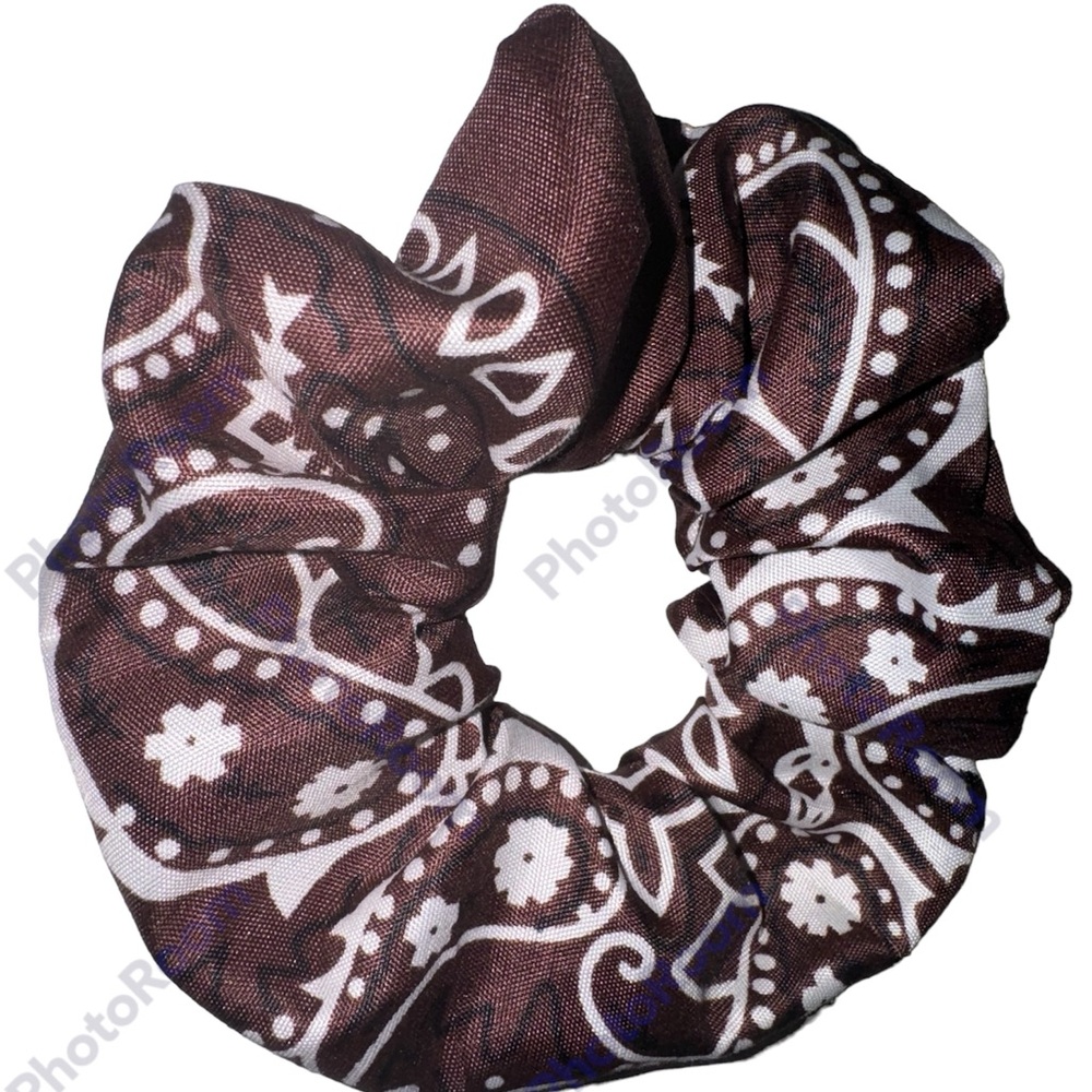 Bandana print coffee zipper hair scrunchie hand made USA cotton blend summer